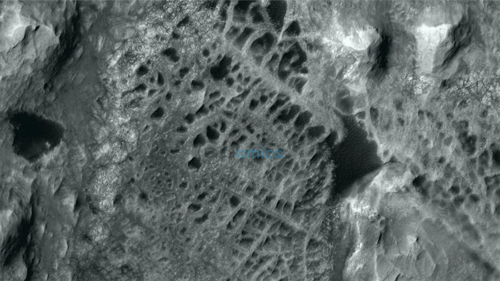 Mars Rover Takes First Detailed Images of Massive Spiderwebs on the Red Planet 1